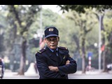 002- Snoozing peace officer - Hanoi