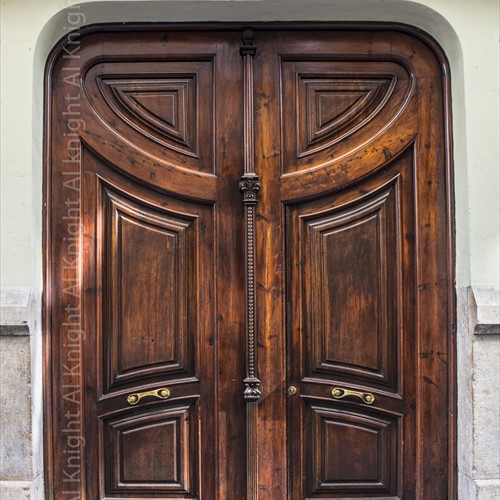 03.-A Spanish Doorway in Valencia - Valencia Spain